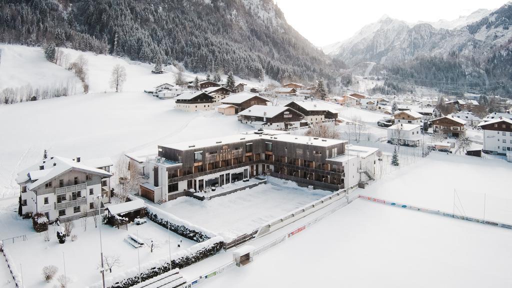Active By Leitner'S Hotel Kaprun Bagian luar foto