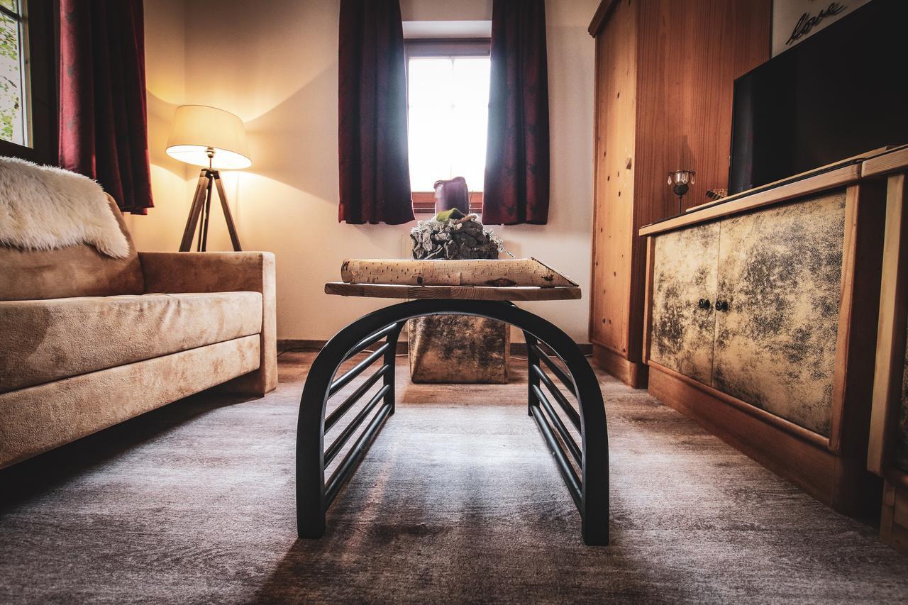 Active By Leitner'S Hotel Kaprun Bagian luar foto