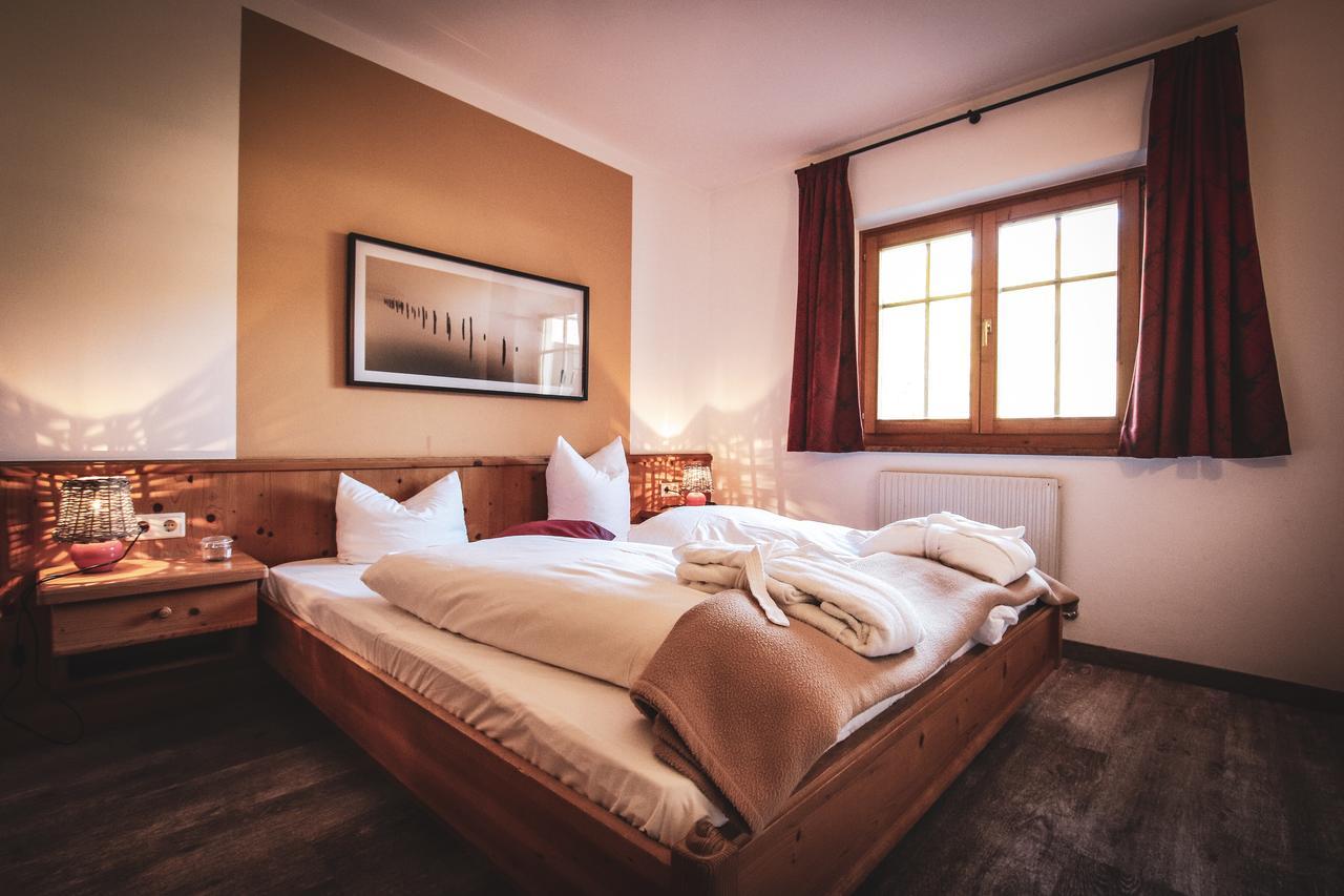Active By Leitner'S Hotel Kaprun Bagian luar foto